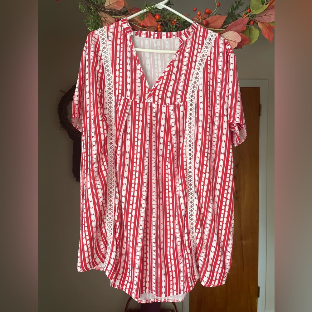 Women’s oversized v neck top, XXL